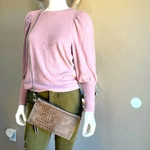 Croco clutch by Treats